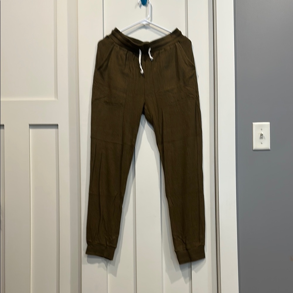 Women’s moss green Jogger Pants